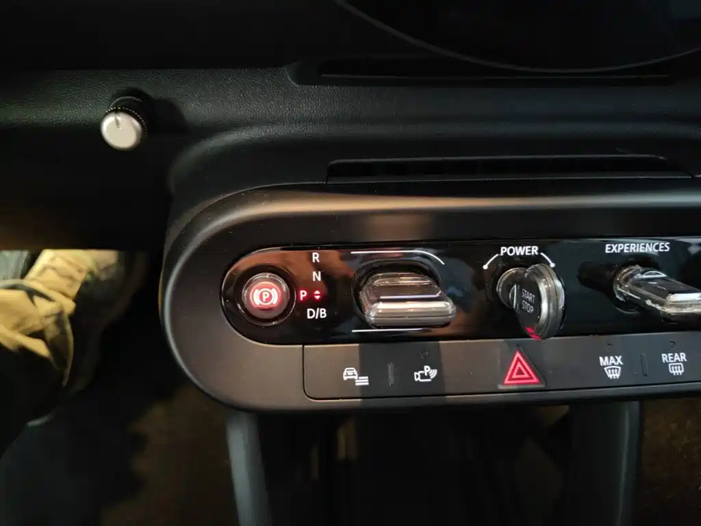 MINI Electric MINI COOPER 2025 2025 Model 456km COOPER E Classic
