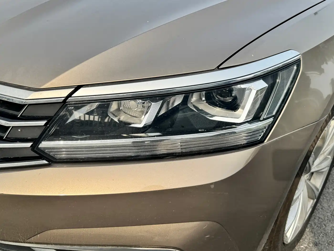 Volkswagen Passat 2016 280TSI DSG Honor Edition фото 4