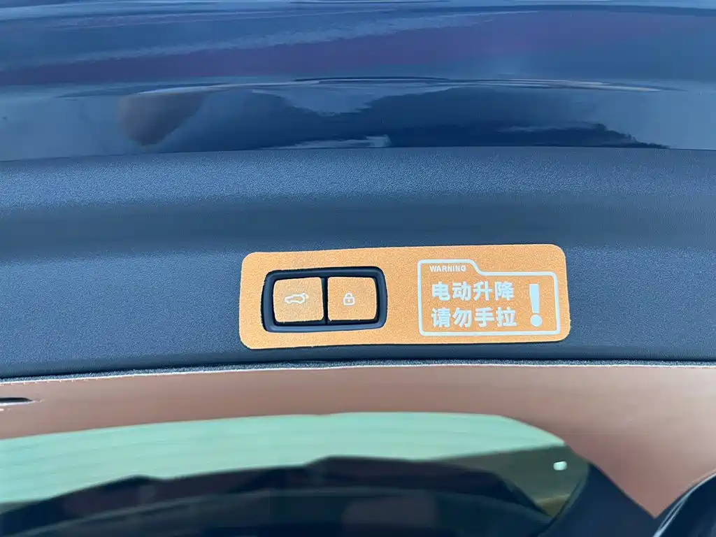 Li Auto Li L8 2026 2025 Max Smart Renewal Edition