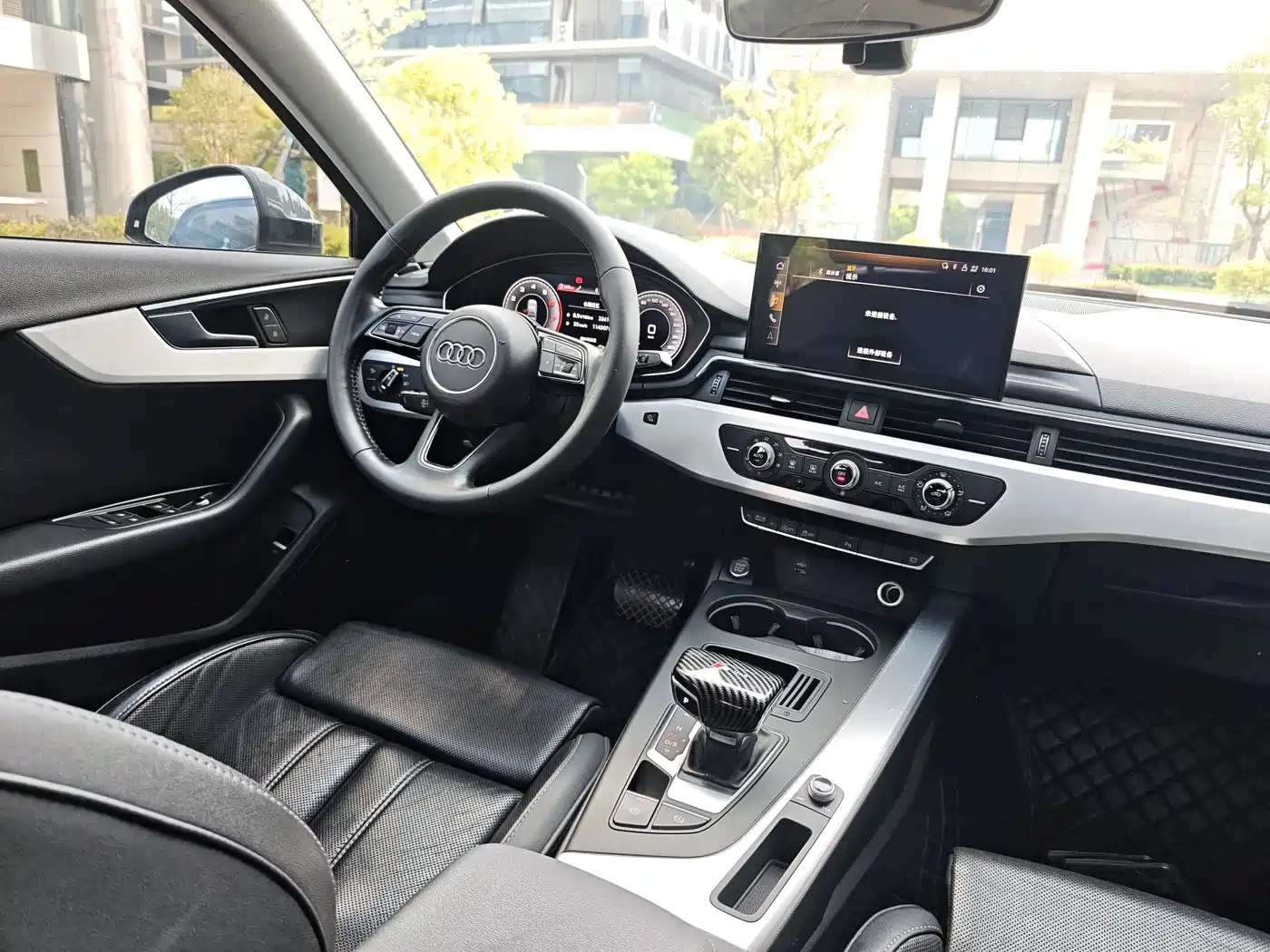 Audi A4L 2020 40 TFSI Fashion Dynamic Edition фото 13