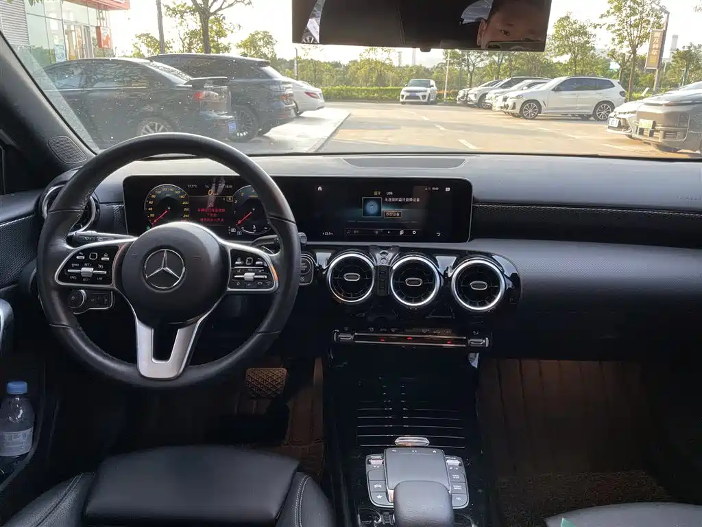Mercedes-Benz A-Class (Import) 2020 A 180 фото 9
