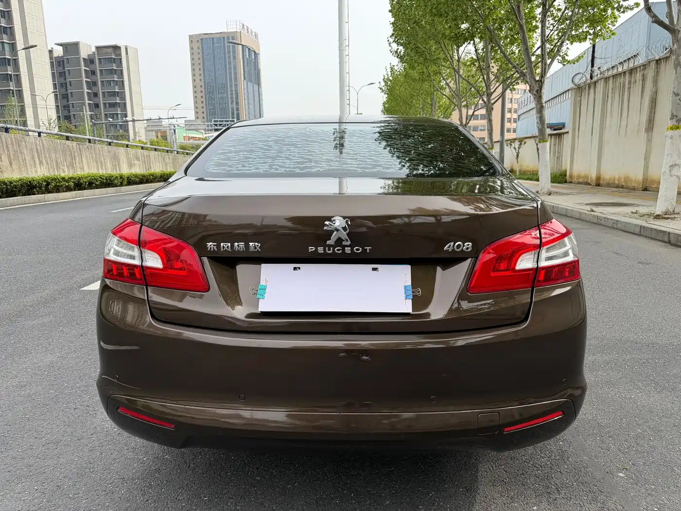 Peugeot 408 2015 Model 1.2T Automatic Luxury Edition фото 5