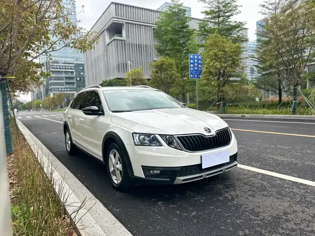 SKODA OCTAVIA
