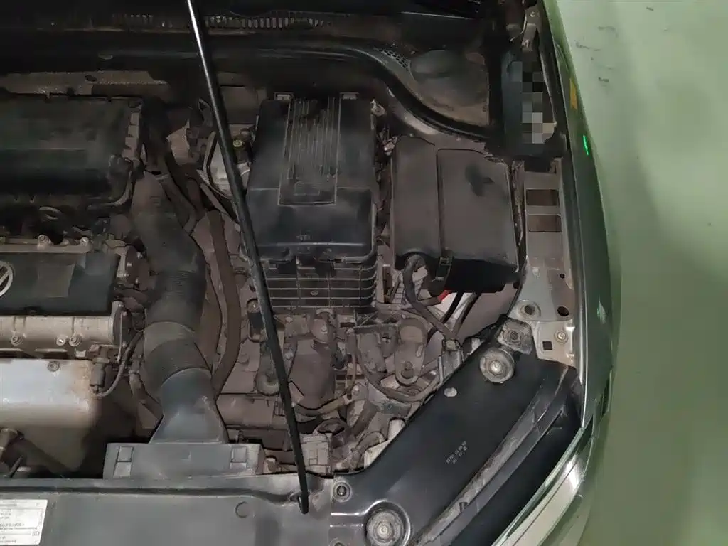 Volkswagen Sagitar 2014 1.6L Automatic Comfort фото 21