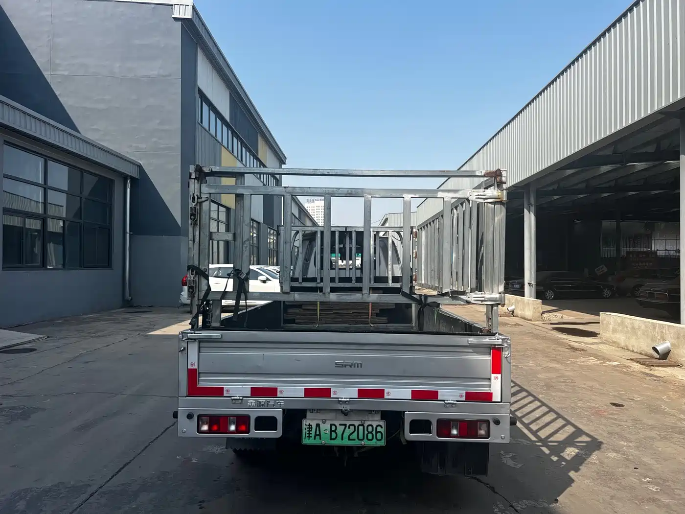 SRM XINYUAN XINYUAN T5L EV