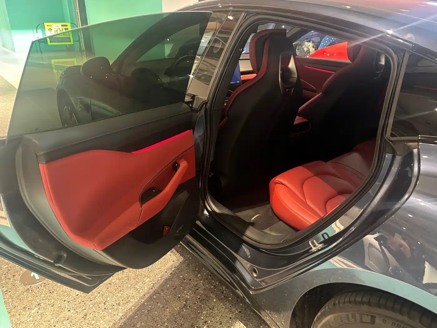 XIAOMI CAR XIAOMI SU7