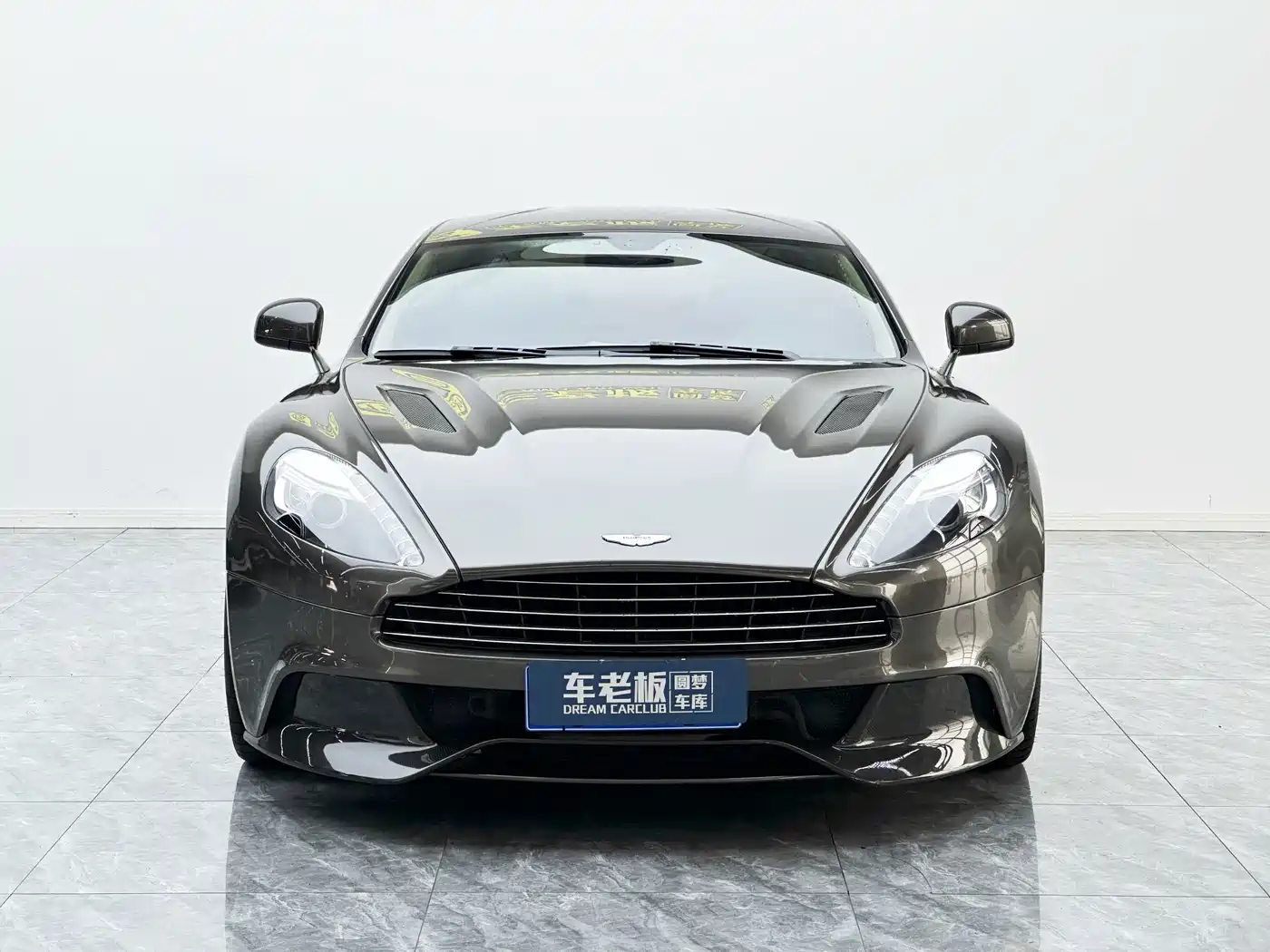2016 Aston Martin Vanquish