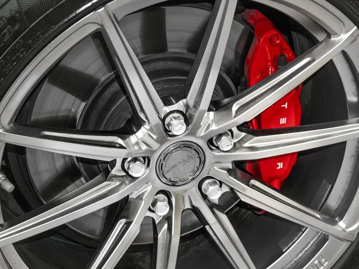 Tesla Model S 2019 Performance High-performance Version фото 17
