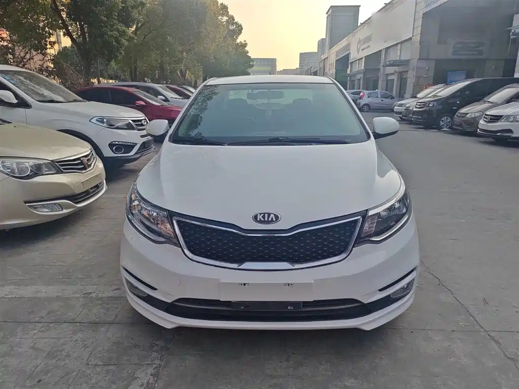 Kia K2 2015 Sedan 1.4L AT GLS фото 3
