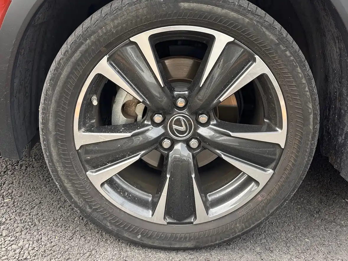 Lexus UX 2019 260h Explore & Enjoy Edition China V фото 14