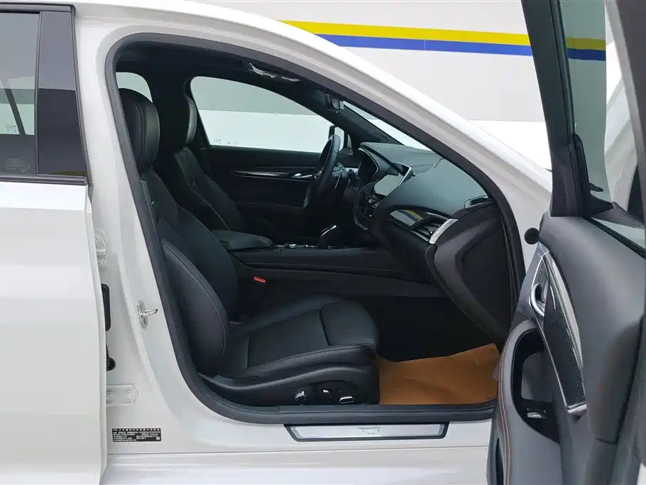 Cadillac CT5 2023 28T Platinum Style фото 8