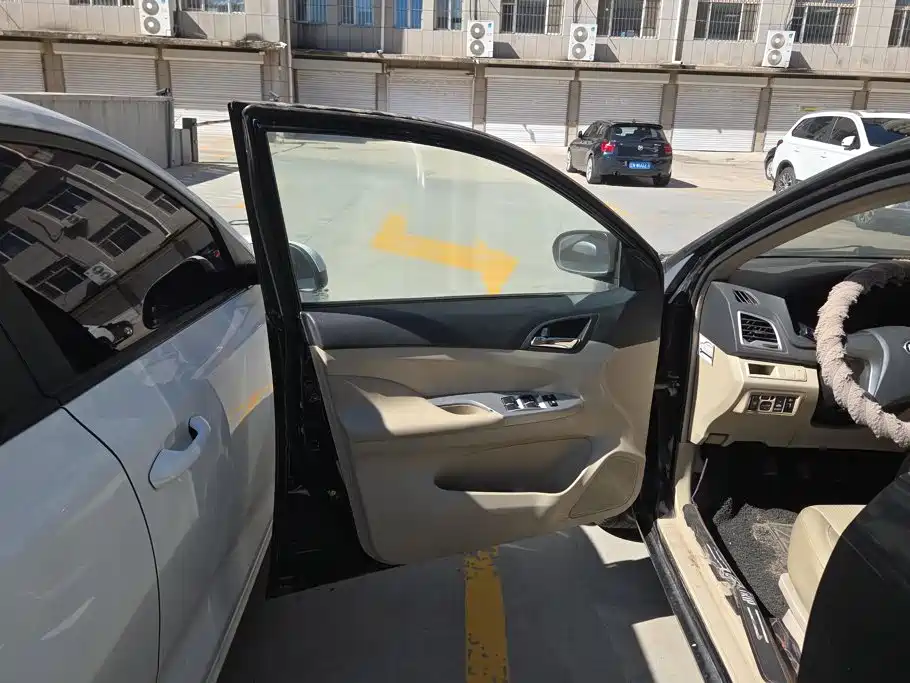 Фото 7 - BYD F3