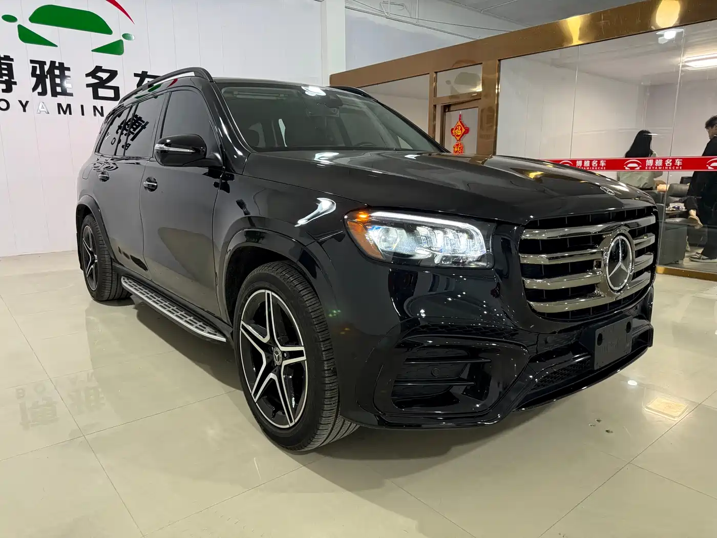 Mercedes-Benz GLS 2024 Model GLS 450 4MATIC Luxury фото 3