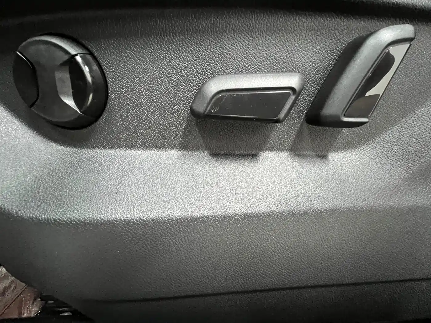 Volkswagen Tharu 2022 280TSI FWD Luxury Edition фото 23