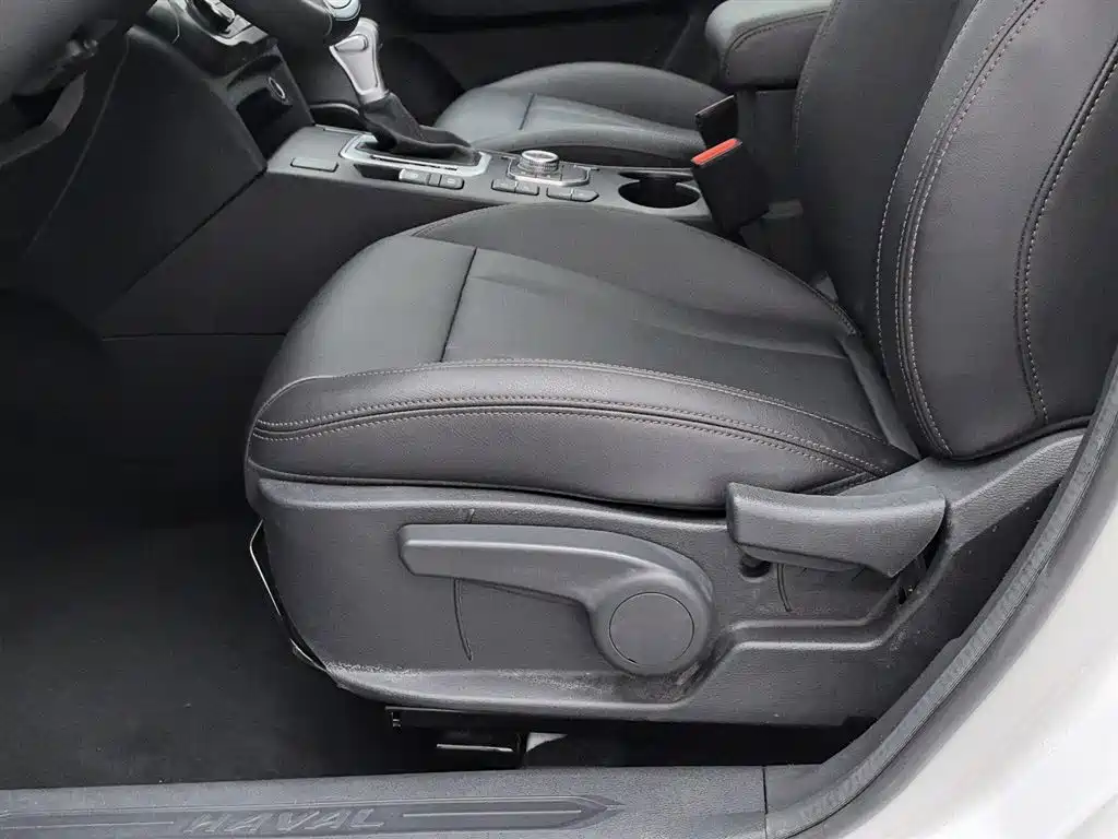 Haval H6 Coupe 2019 1.5T Automatic 2WD Luxury Smart Connect Edition China V фото 20