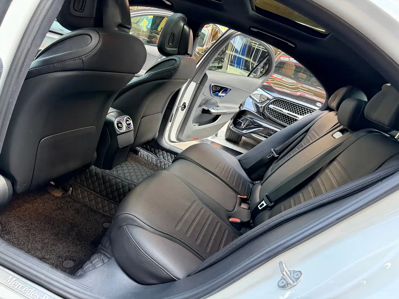 Mercedes-Benz C-Class 2023 C 260 L Sport фото 12