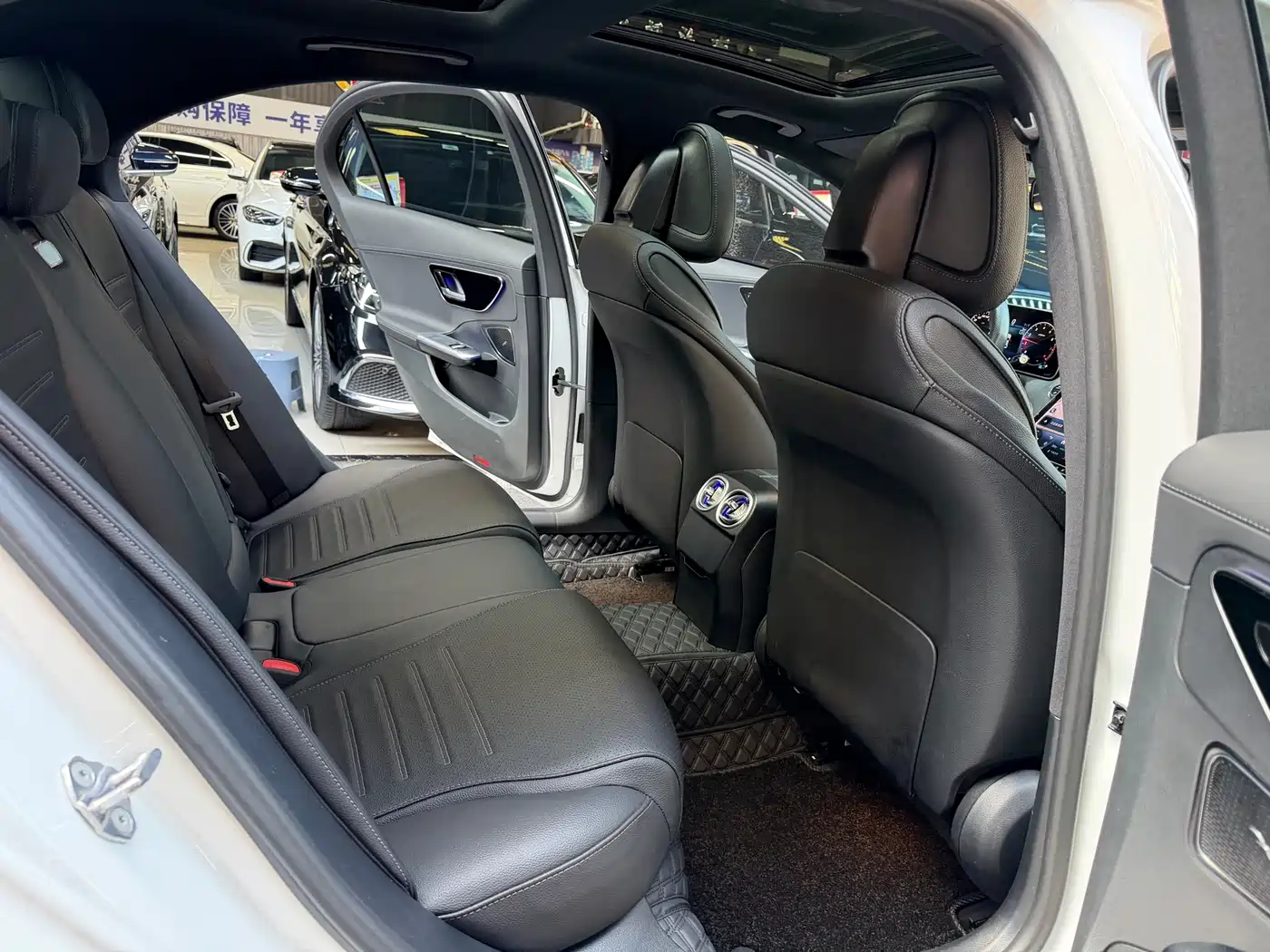 Mercedes-Benz C-Class 2023 C 260 L Sport фото 18
