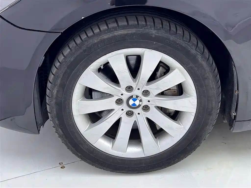BMW 7 Series 2009 Model 740Li Leading Edition фото 11