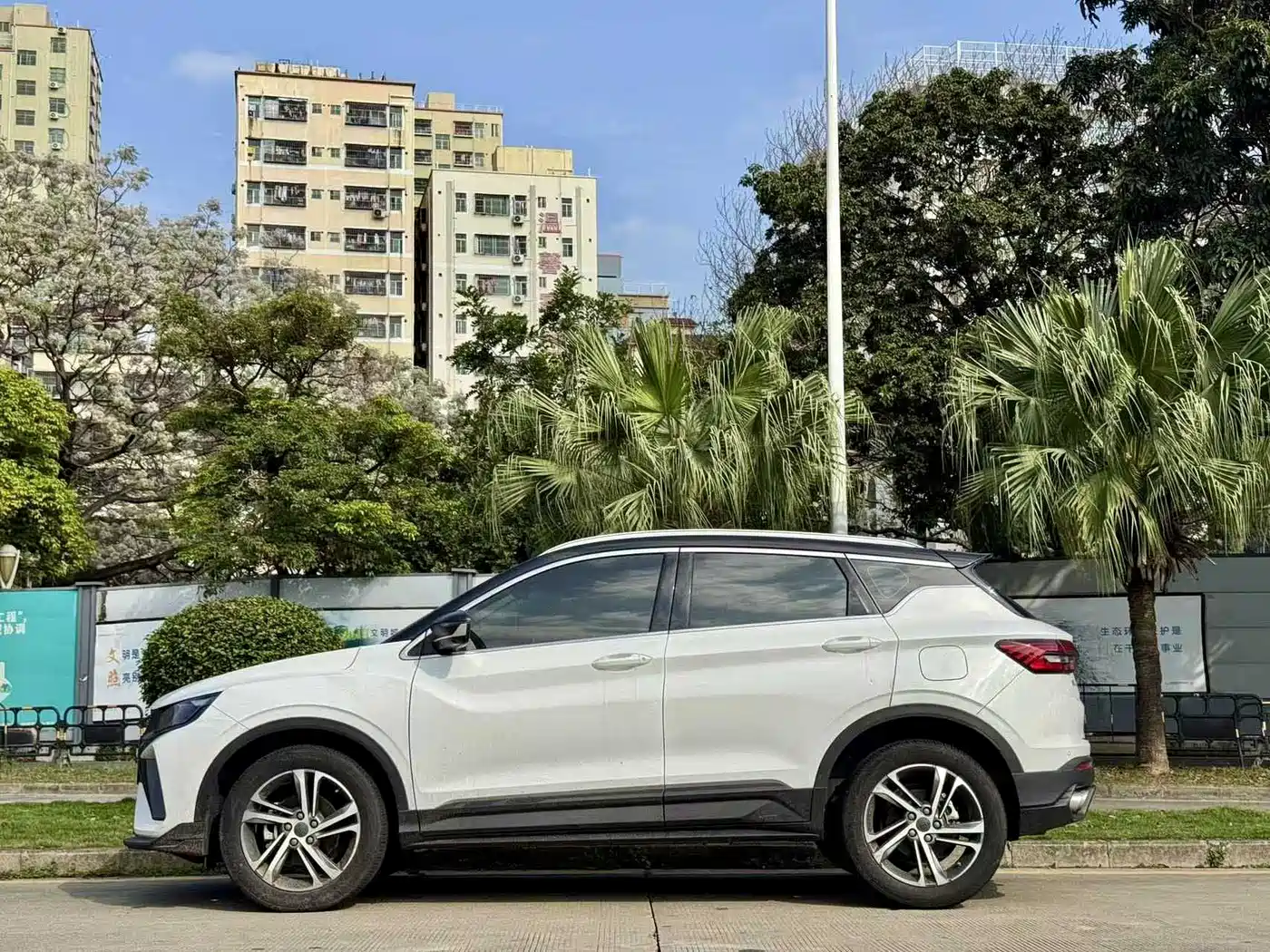 GEELY AUTOMOBILE BINYUE