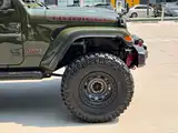 Photo 10 - Jeep Wrangler