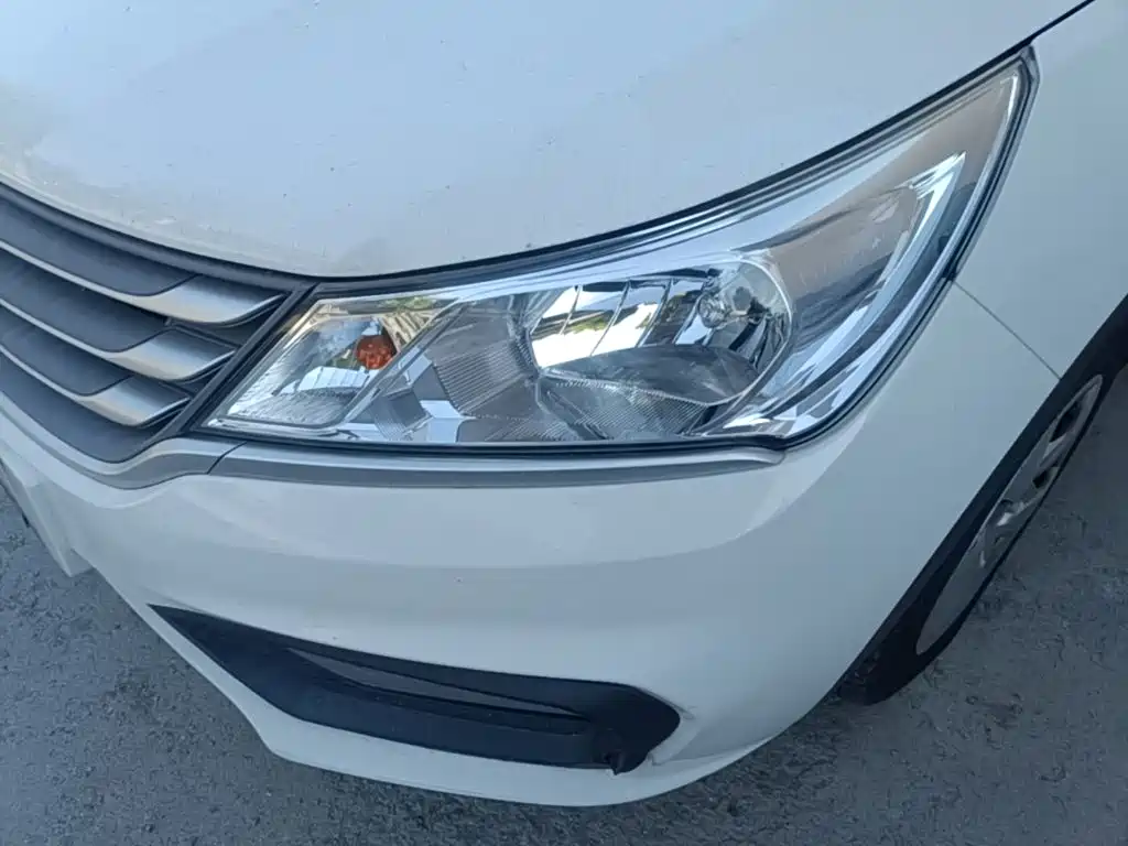 Baojun 310 2021 2020 1.2L Manual Value Edition