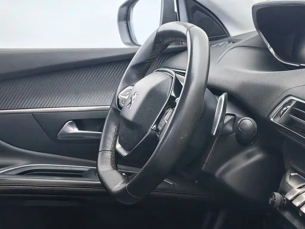 Фото 22 - Peugeot 4008