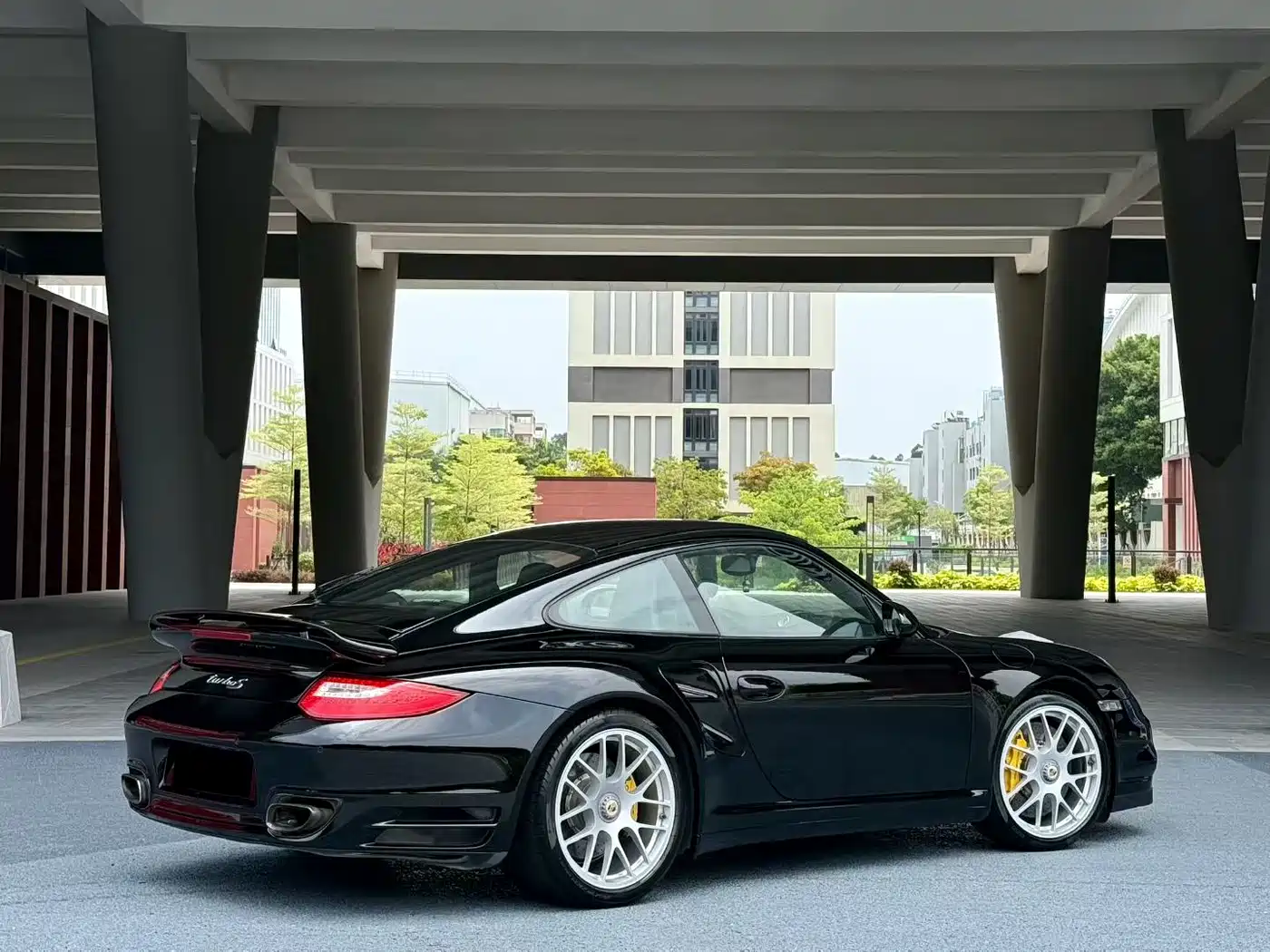 Porsche 911 2010 Turbo S 3.8T фото 4