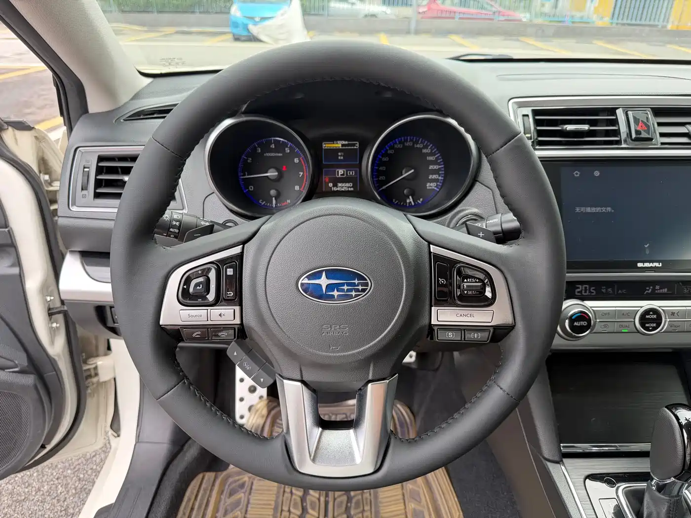 Subaru Legacy 2016 2.5i AWD Glory Edition фото 11