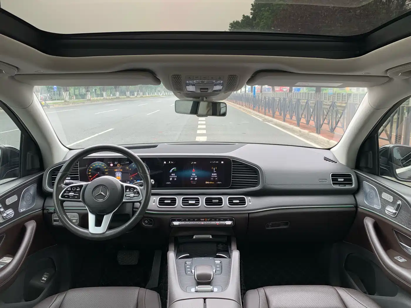 Mercedes-Benz GLE 2020 Facelift GLE 450 4MATIC Luxury фото 35
