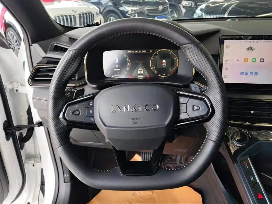 Lynk & Co 06 2023 Remix 1.5T Power Halo фото 15
