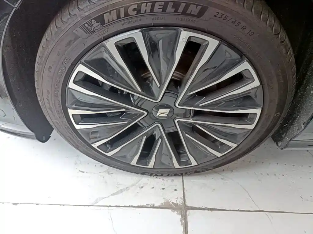 Baojun Enjoyment 2025 2025 PHEV 140km Luxury Edition