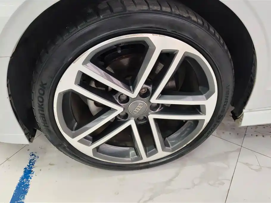 Audi A3 2019 Limousine 35 TFSI Sport China V фото 6