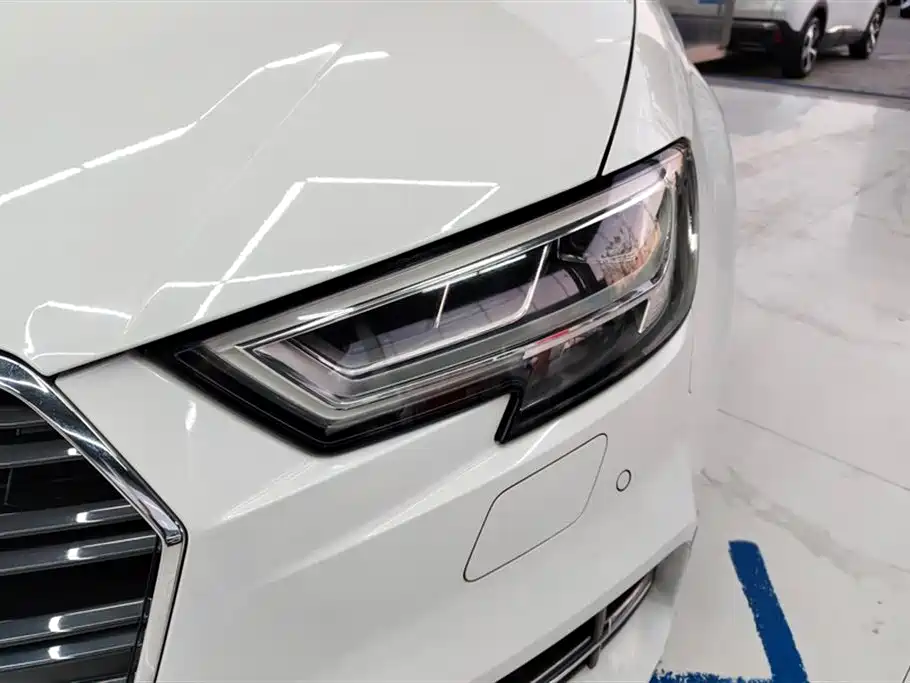 Audi A3 2019 Limousine 35 TFSI Sport China V фото 5