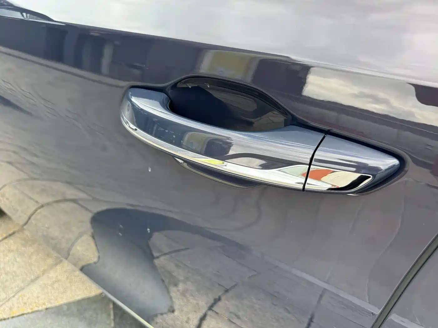 Hongqi H5 2024 2.0T Automatic Smart Connect Flag Leader Edition фото 31