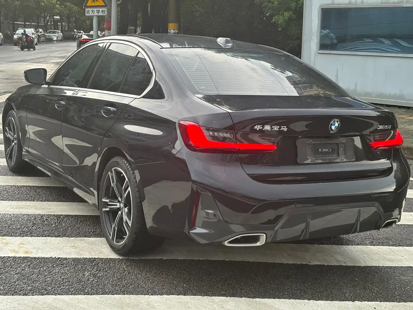 Фото 16 - BMW 3 Series