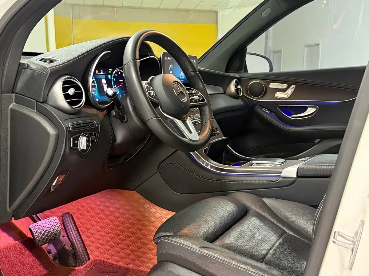 Mercedes-Benz GLC 2021 GLC 260 L 4MATIC Luxury фото 4