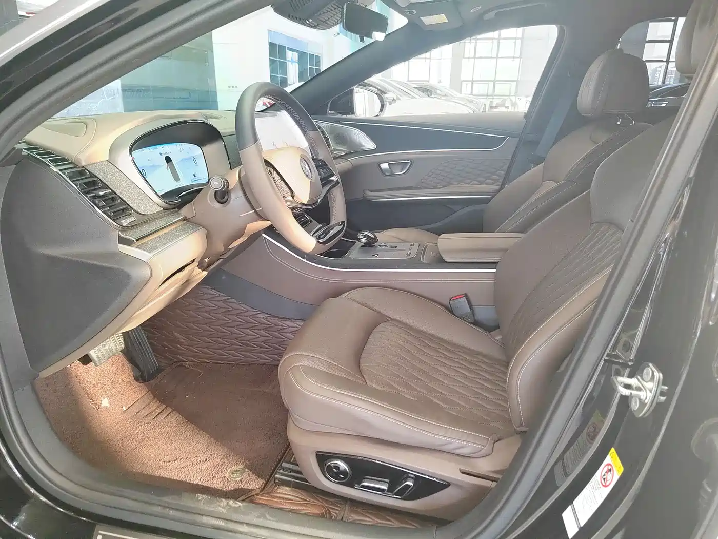 BYD Han 2024 DM-i Glory Edition 121KM Honor фото 8
