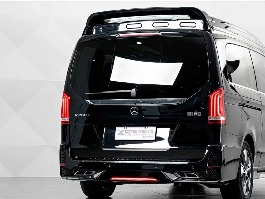 Mercedes-Benz V-Class 2022 V 260 L Long Wheelbase Prestige Edition фото 7