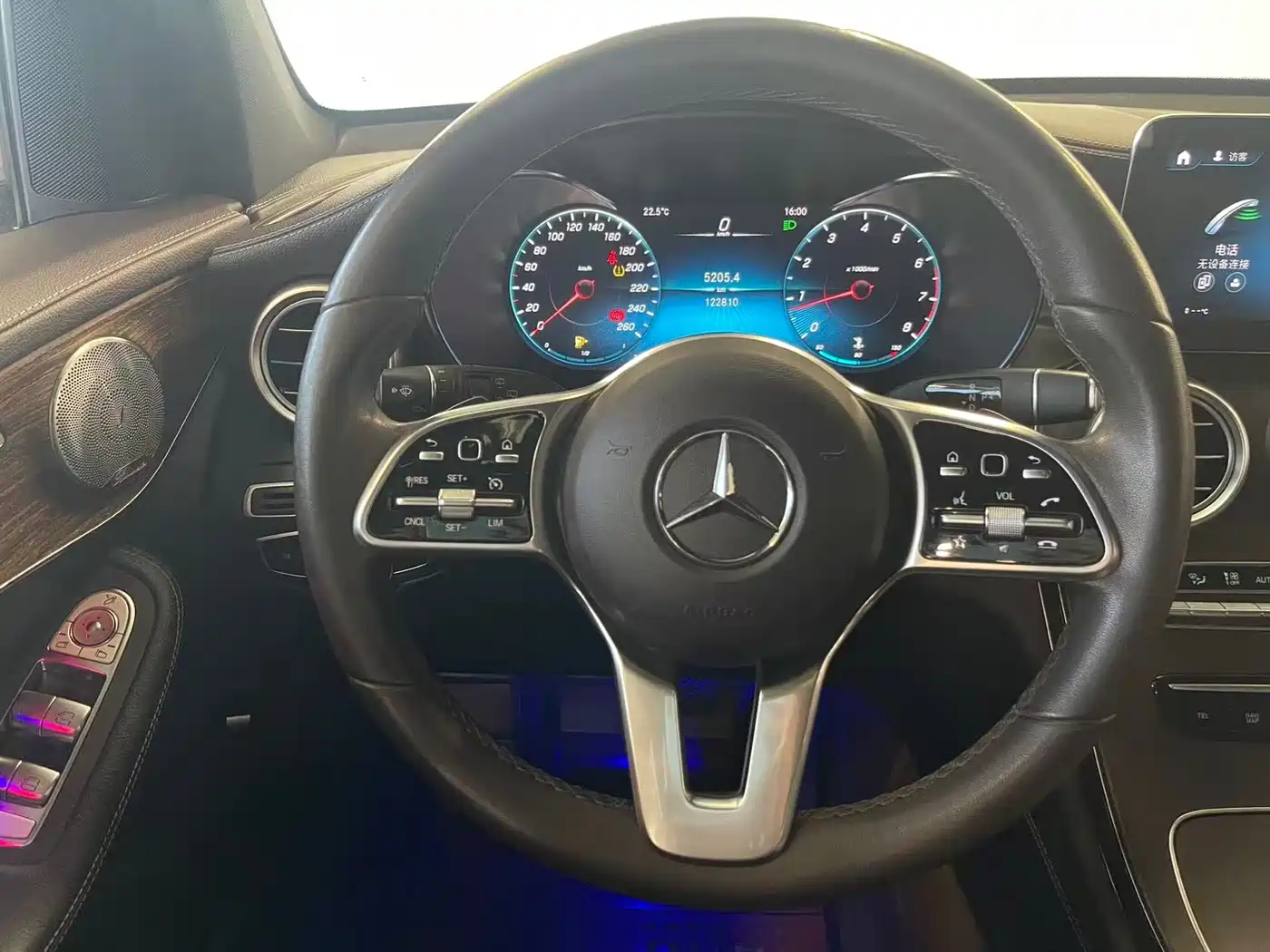 Mercedes-Benz GLC 2021 GLC 300 L 4MATIC Sporty фото 8