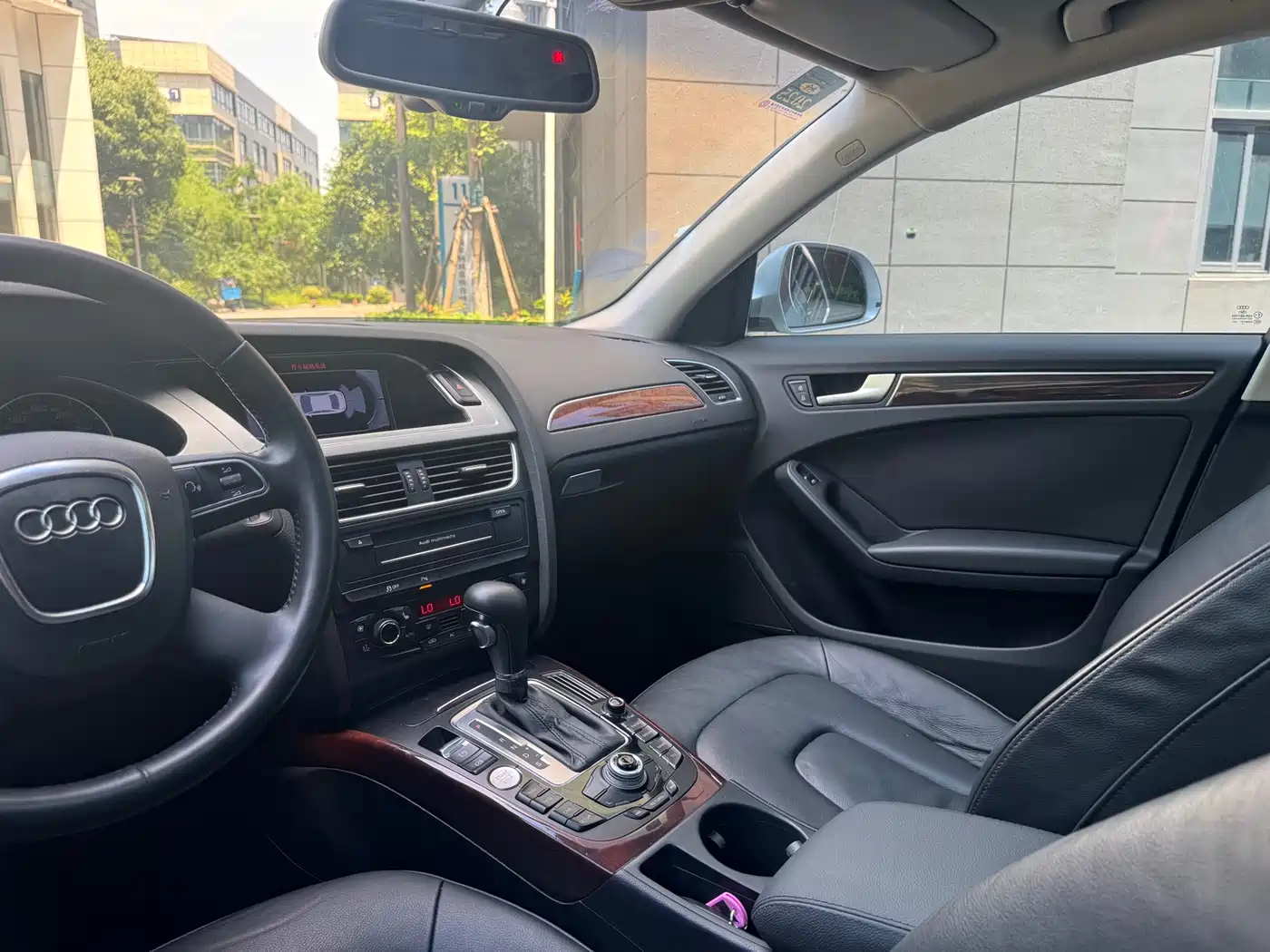 Audi A4L 2012 2.0 TFSI Automatic Technology фото 16