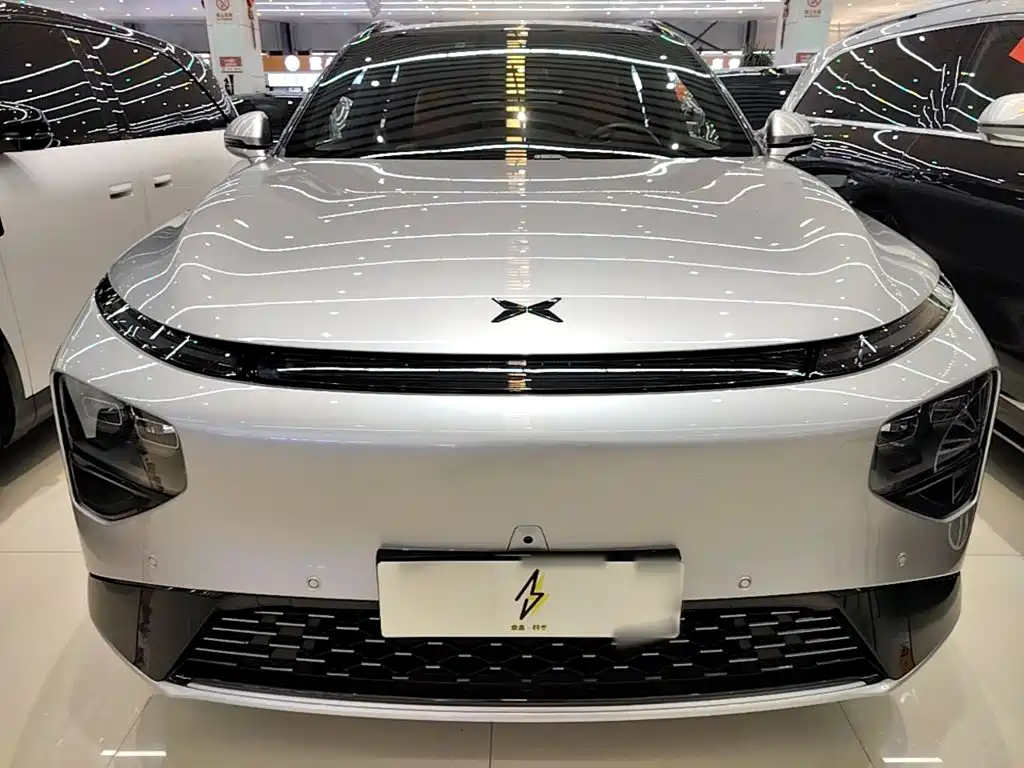 Фото 3 - XPeng G9