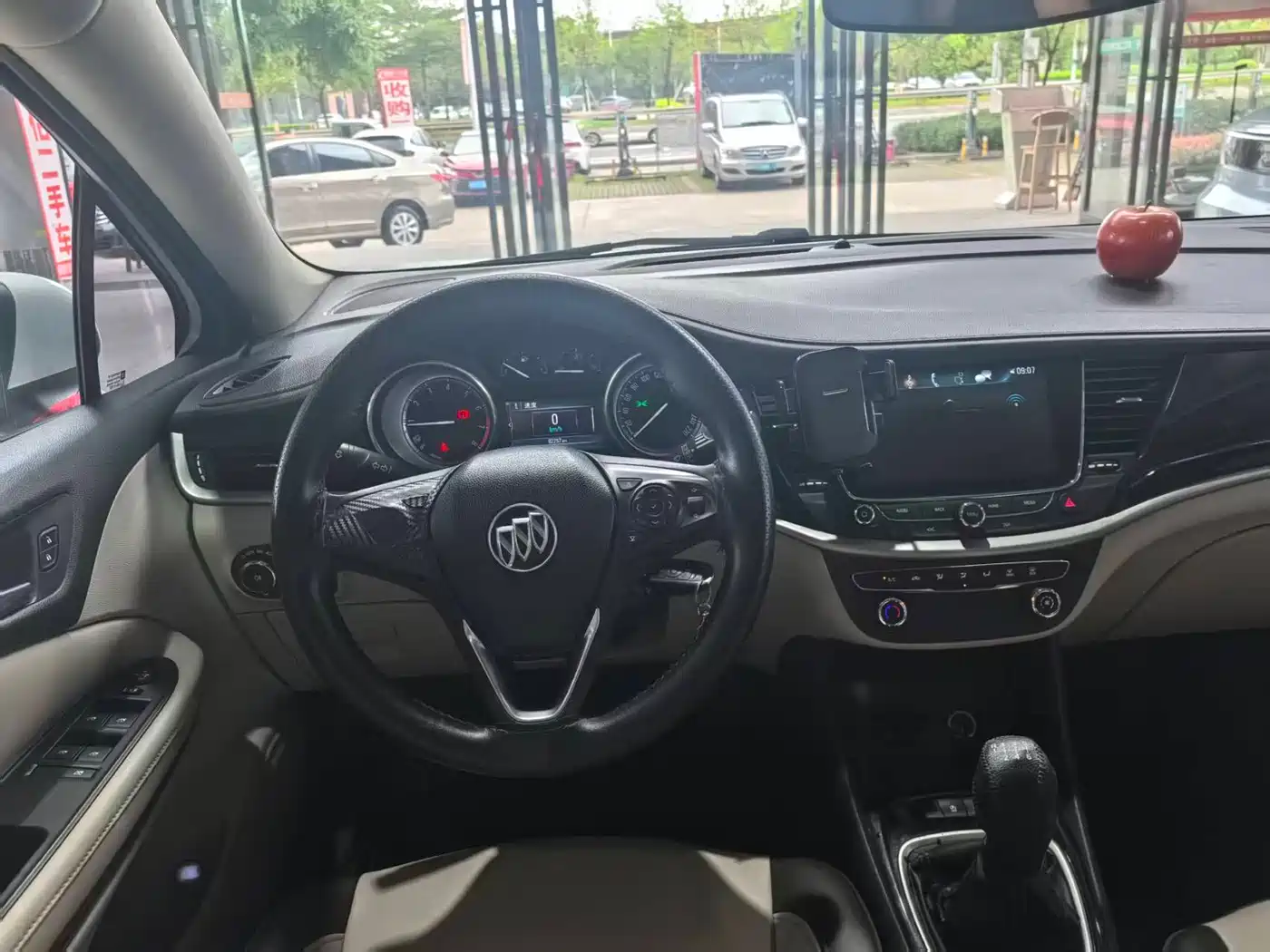 Buick Verano 2017 Sedan 15S Manual Progressive фото 12