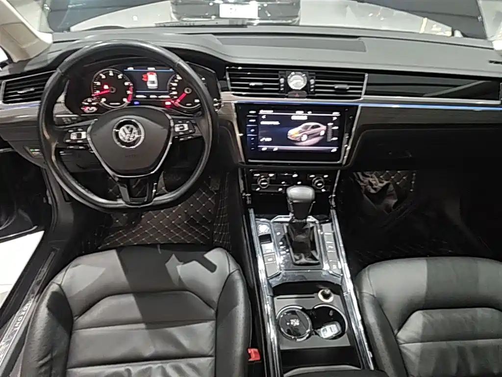 Volkswagen Phideon 2019 380TSI 2WD Business Edition China V фото 10