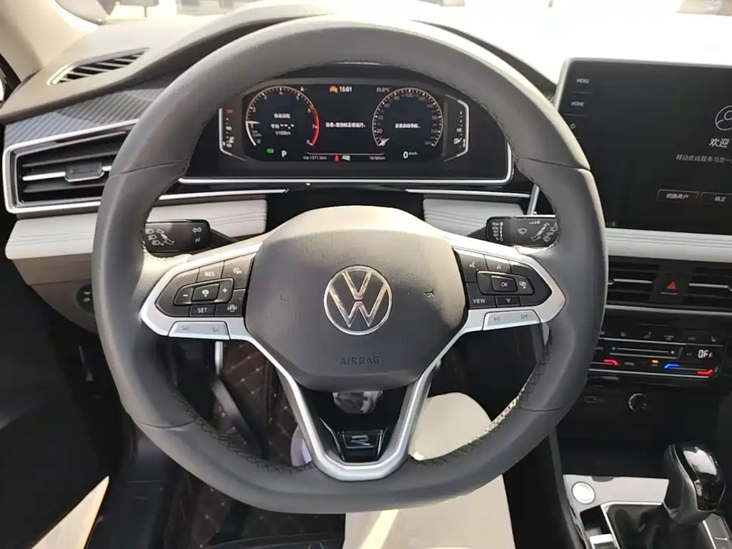 Volkswagen Tiguan L 2025 2024 Outstanding 330TSI Auto 2WD R-Line Dragon Glory Edition