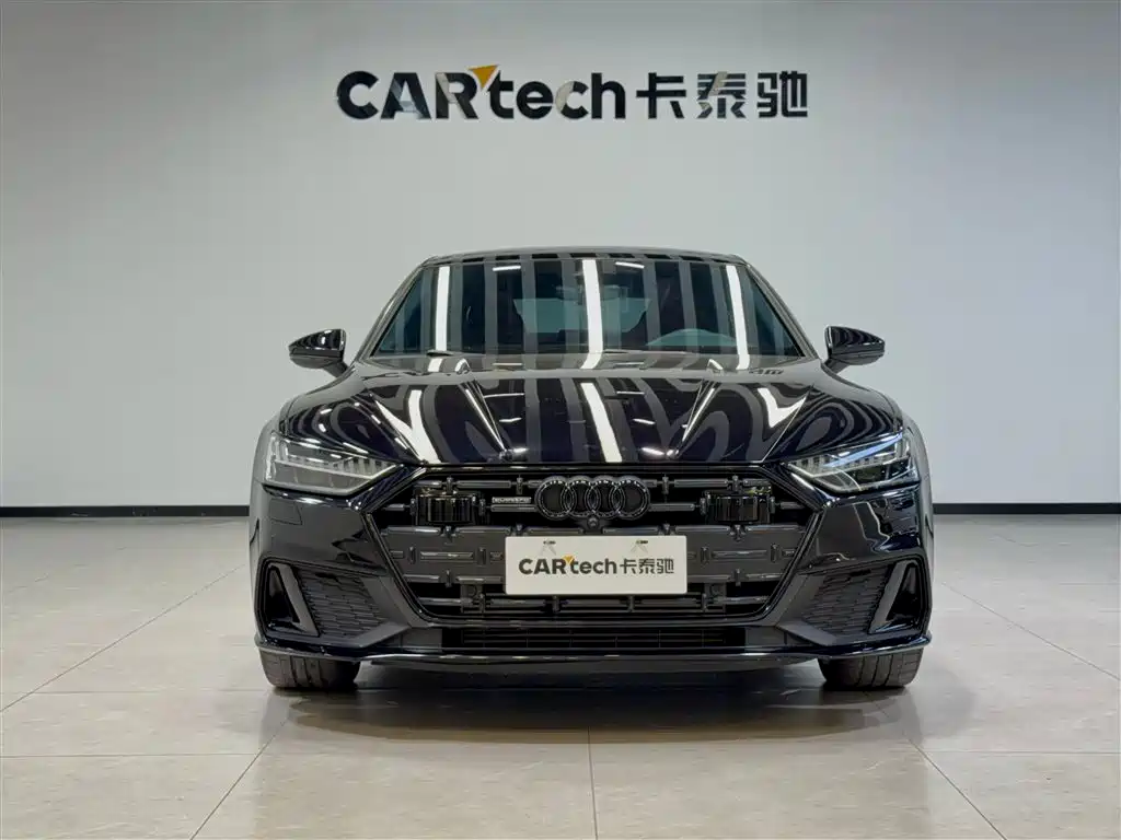 Audi A7L 2023 45 TFSI quattro S-line Black Warrior Edition фото 3