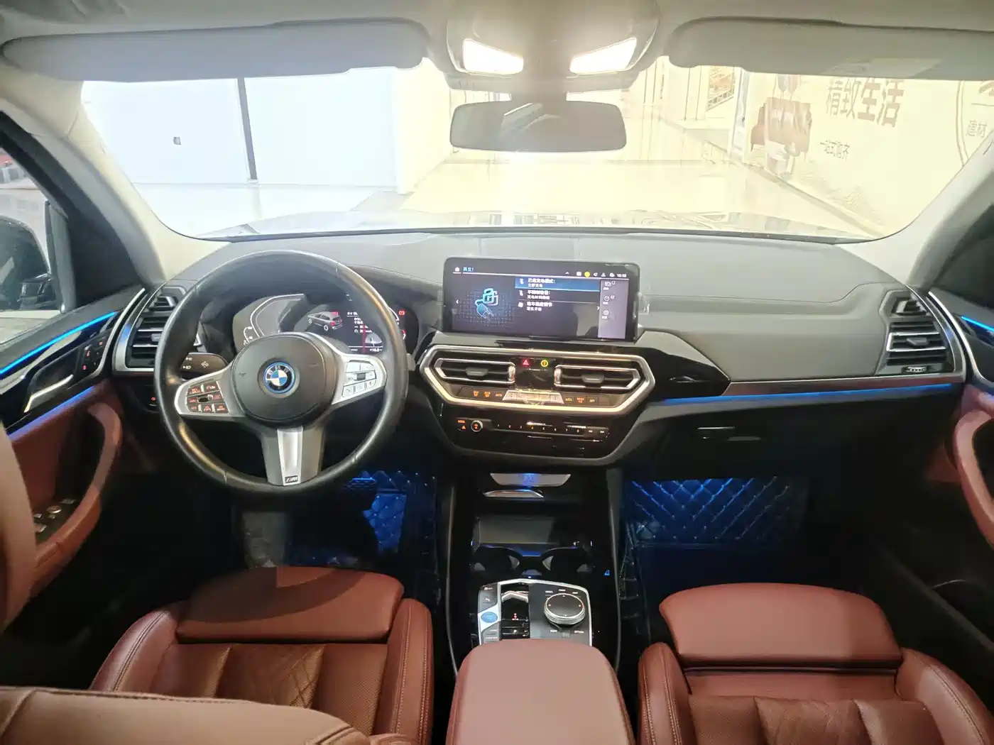 BMW IX3