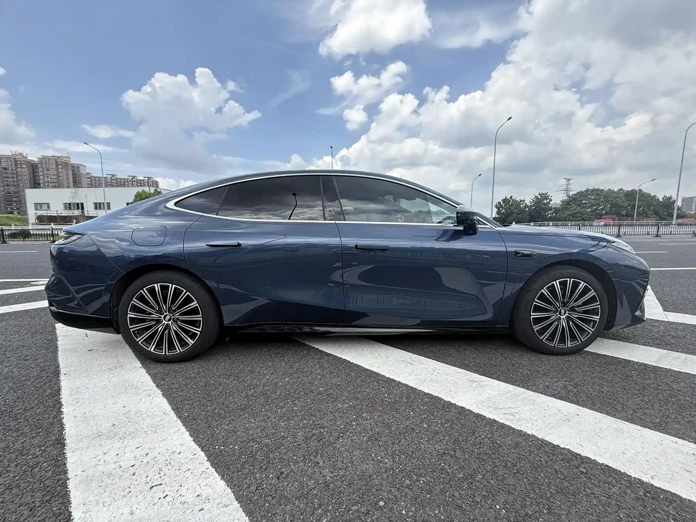 Geely Galaxy Galaxy Xingyao 8 2025 2025 130km EM-P Starship Edition