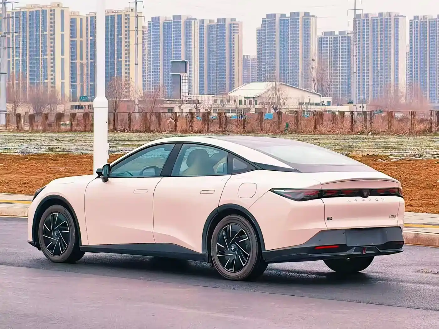 ARCFOX EXTREME FOX POLAR FOX ALPHA S5