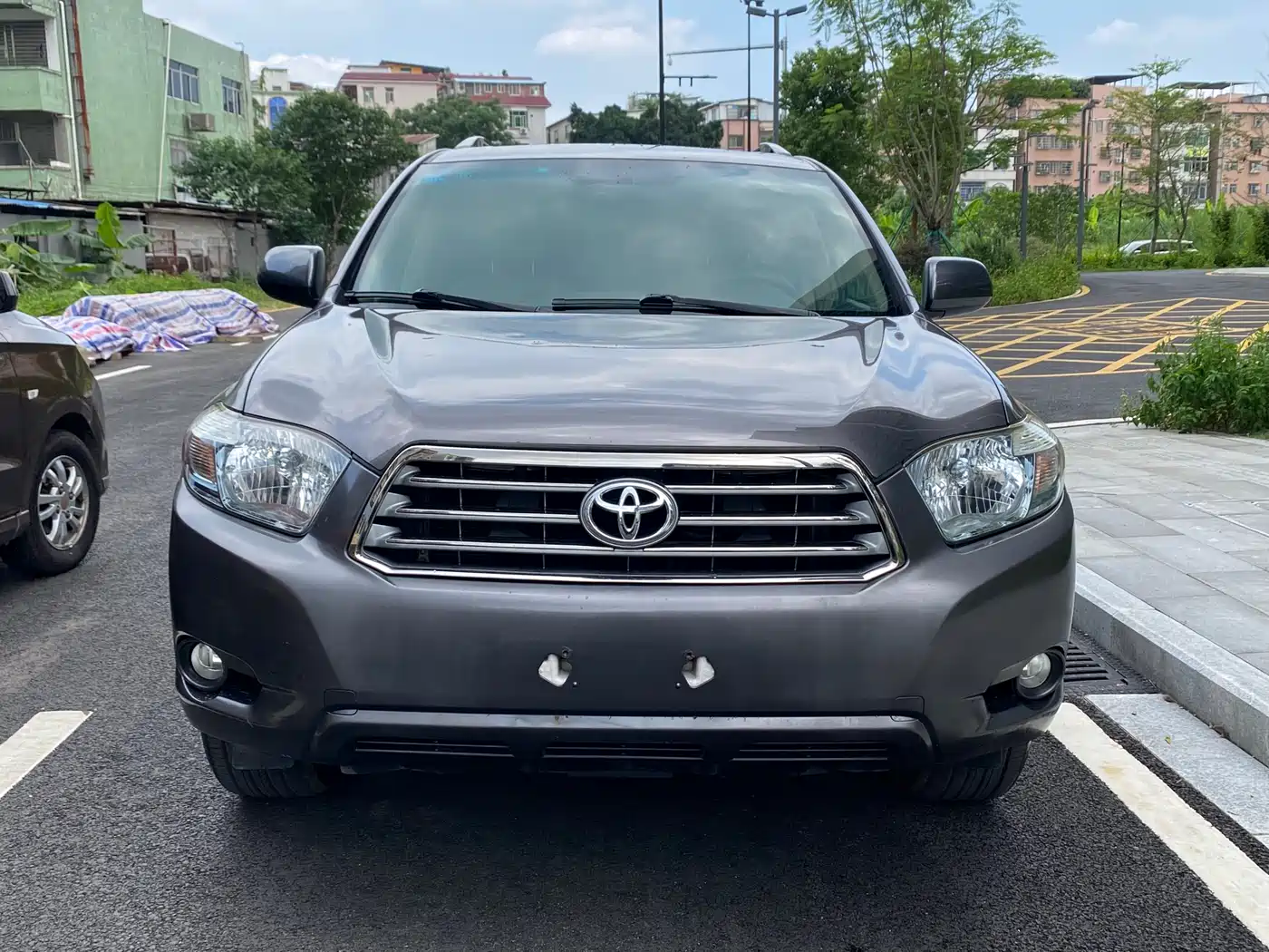 Toyota Highlander 2009 2.7L 2WD 7-seater Luxury Edition фото 3