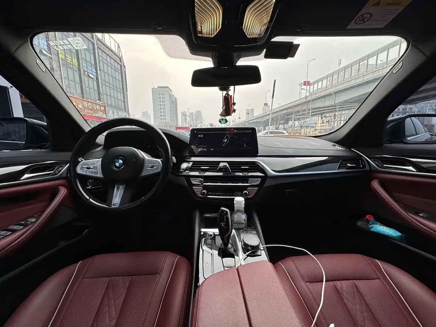 BMW 5 Series 2022 Model Second Facelift 525Li Luxury Package фото 10
